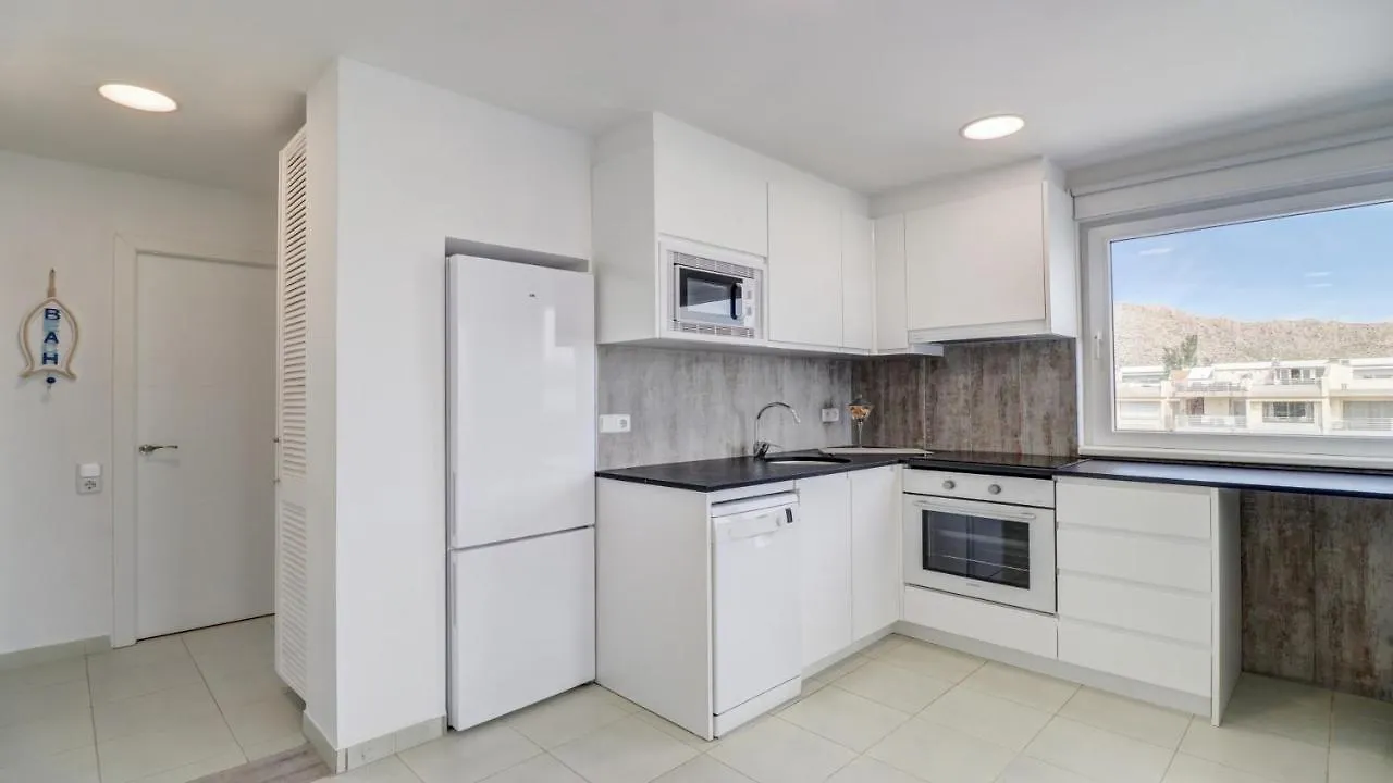 Elegant Apartment With Sea View In Puerto De Pollenca 120M² Jacuzzi بورت دي بوينسا 0*,