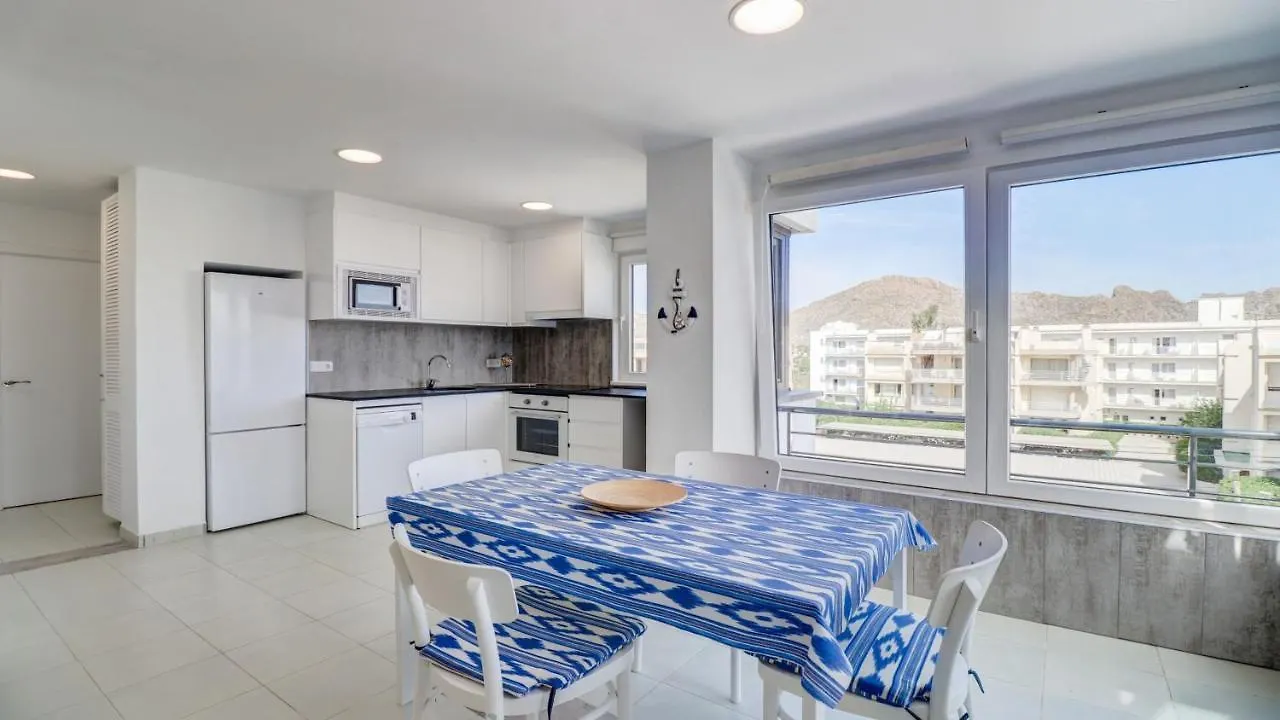 Seaside Oasis: Beachfront 2BR Apartment with Jacuzzi Terrace Port de Pollenca 0*,  Spain